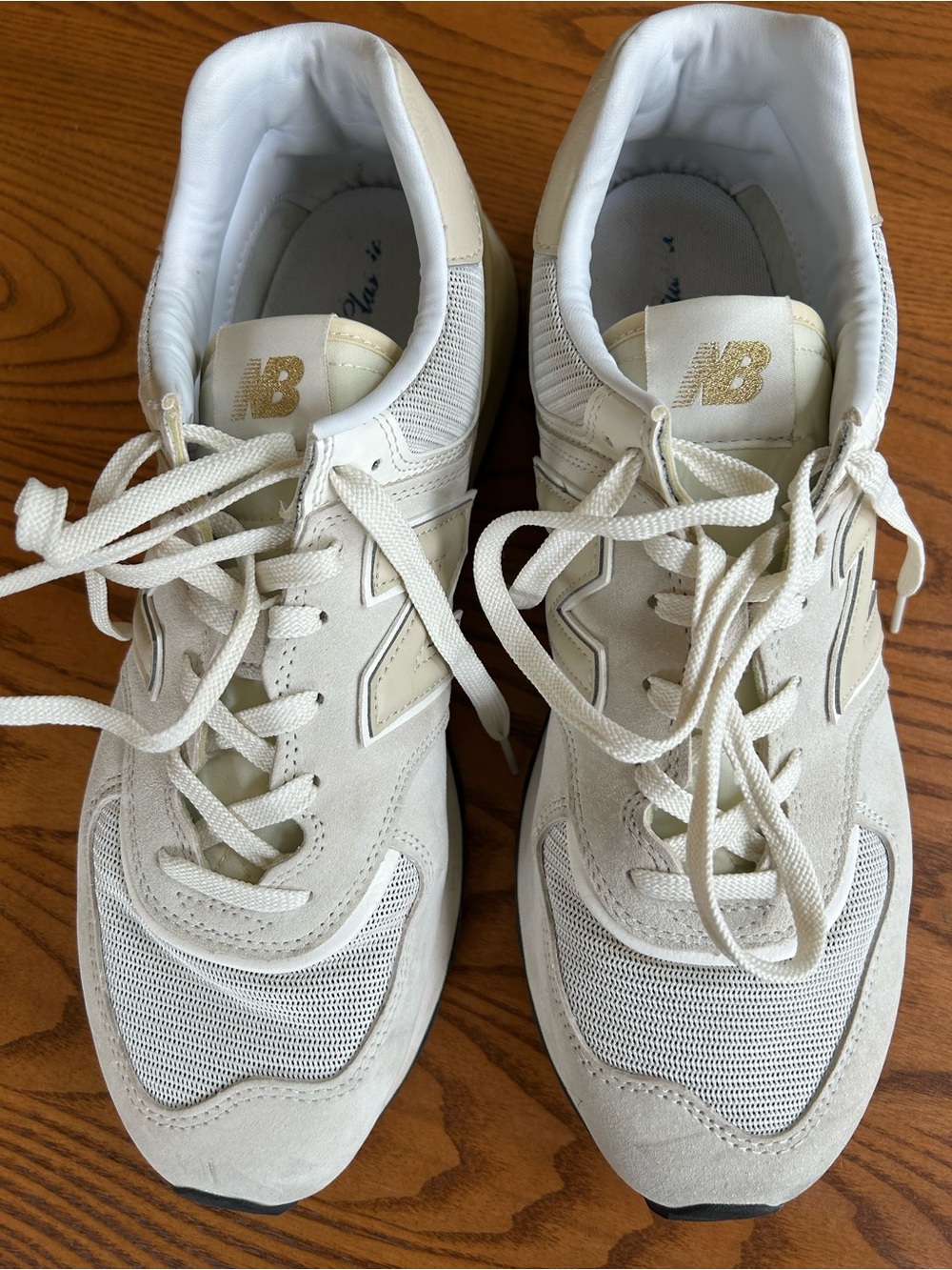 New Balance Off-White and Cream Lace-Up Sneakers 574